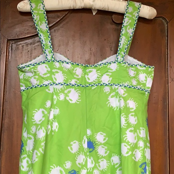 Lilly Pulitzer! Green + Navy scurrying 🦀 print! - Picture 3 of 6